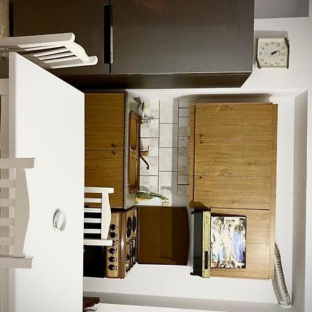 Honey Apartment Near Port Of Saranda Экстерьер фото