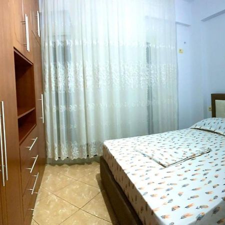 Honey Apartment Near Port Of Saranda Экстерьер фото